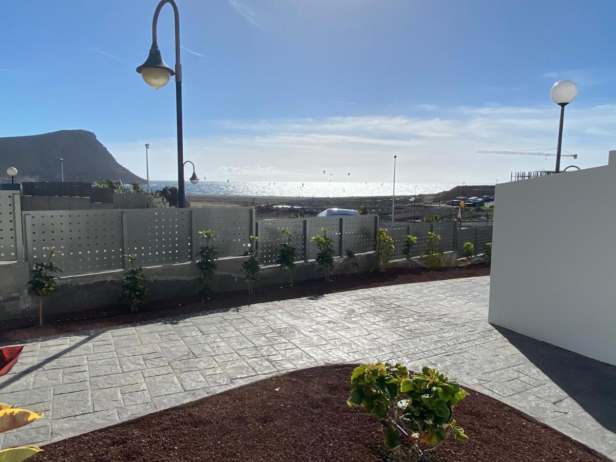 A Beautiful Apartment With A Beach View - La Tejita - El Medano 외부 사진